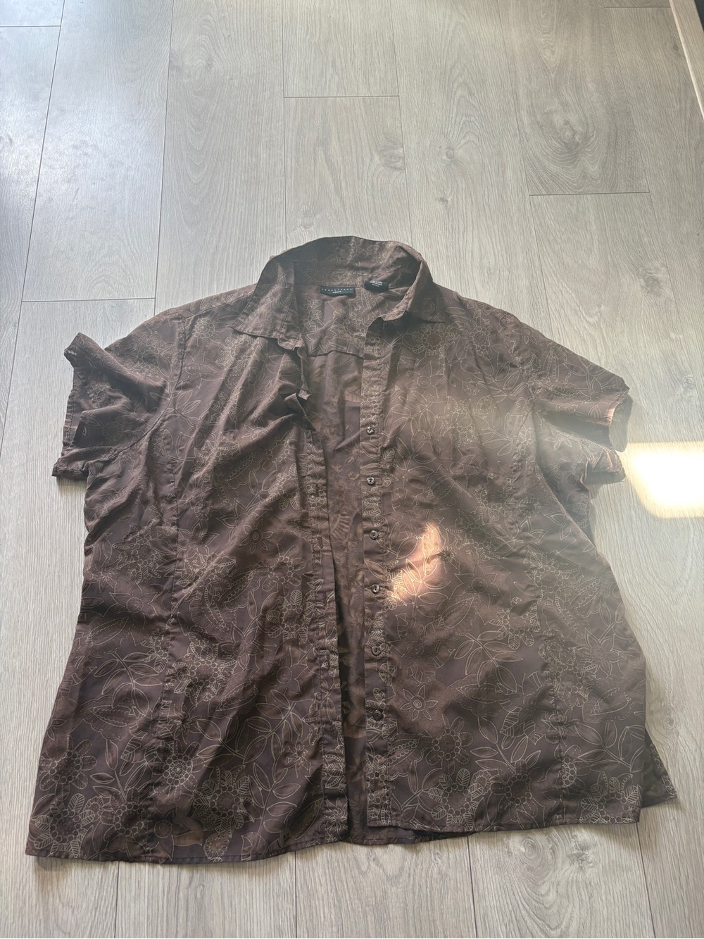 Apostrophe Brown Short-Sleeve Floral Button-Down Shirt